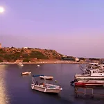 Philios By * Peyia