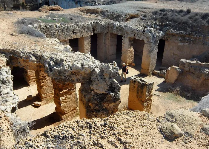 Philios By Πέγεια